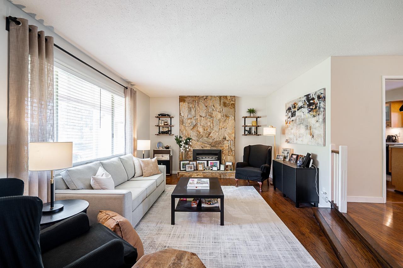 4628 207a Street, Langley, British Columbia  V3A 5N3 - Photo 4 - R3119338