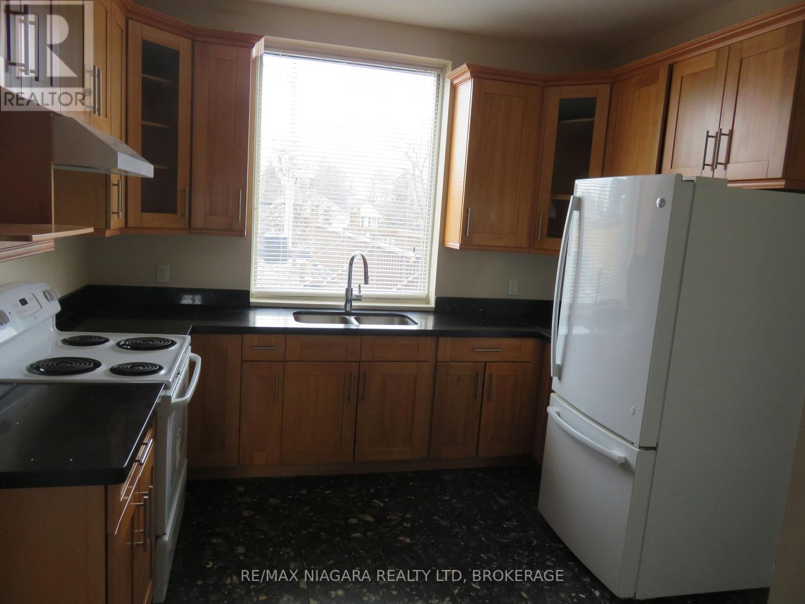 202 - 58 Jarvis Street N, Fort Erie, Ontario  L2A 2S4 - Photo 9 - X13035100