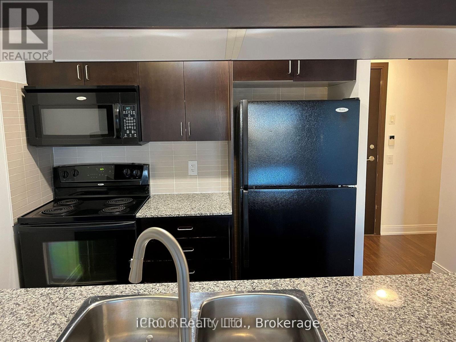 1047 - 25 Viking Lane, Toronto, Ontario  M9B 0A1 - Photo 3 - W13111260