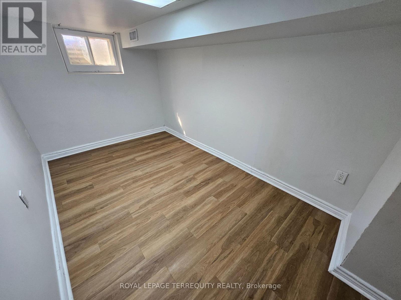 14 Hollis Street, Toronto, Ontario  M6M 4M9 - Photo 16 - W13111300
