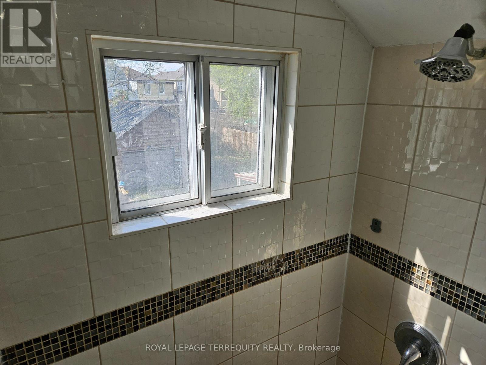 14 Hollis Street, Toronto, Ontario  M6M 4M9 - Photo 29 - W13111300
