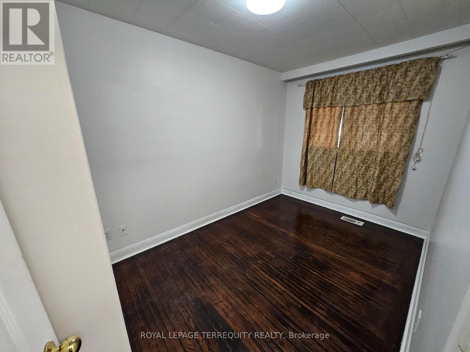 14 Hollis Street, Toronto, Ontario  M6M 4M9 - Photo 32 - W13111300