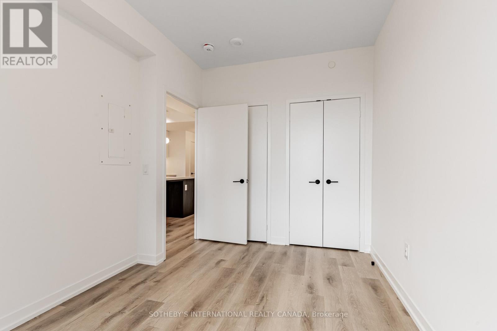 505 - 5 York Garden Way, Toronto, Ontario  M6A 2V1 - Photo 8 - W13111312