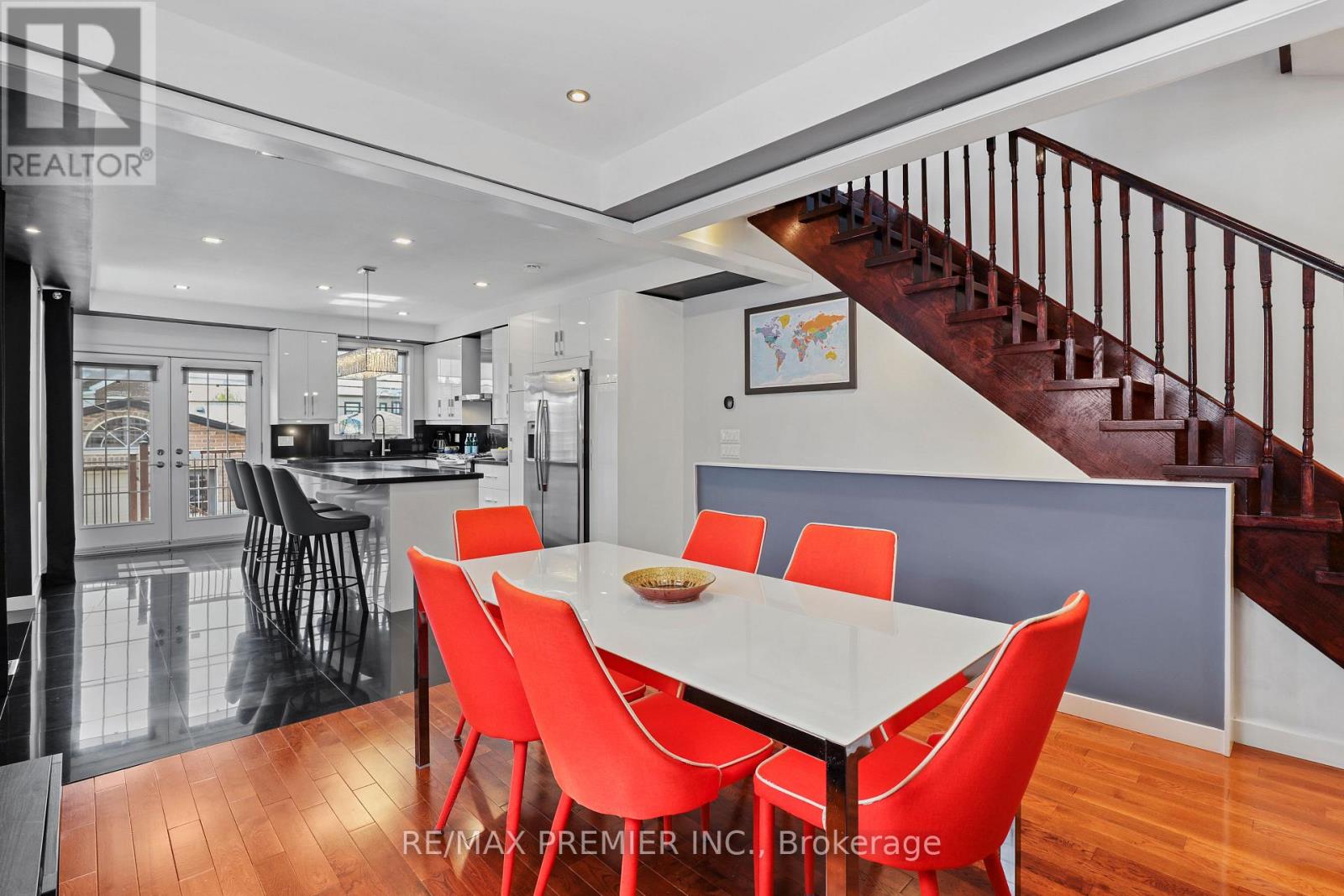 196 Blackthorn Avenue, Toronto, Ontario  M6N 3H8 - Photo 11 - W13111358