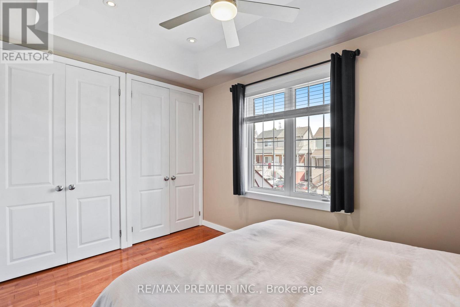 196 Blackthorn Avenue, Toronto, Ontario  M6N 3H8 - Photo 20 - W13111358