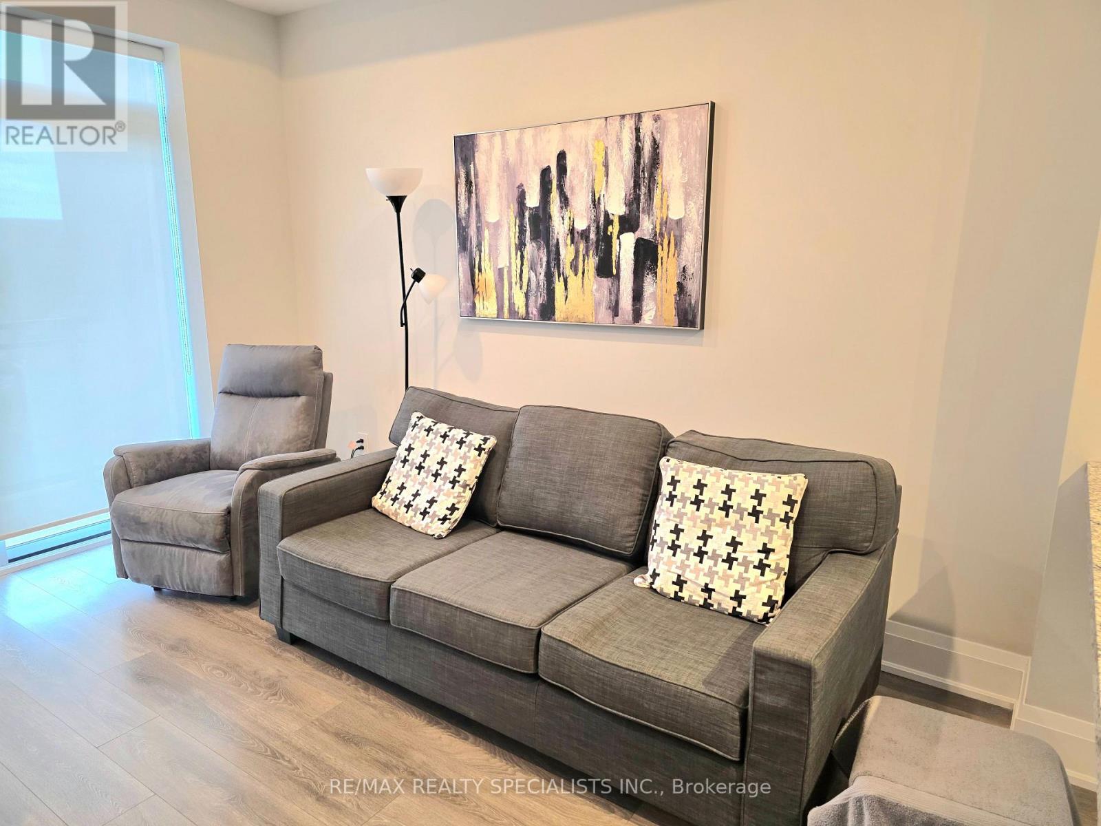 401 - 4040 Upper Middle Road, Burlington, Ontario  L7M 0H2 - Photo 5 - W13111460