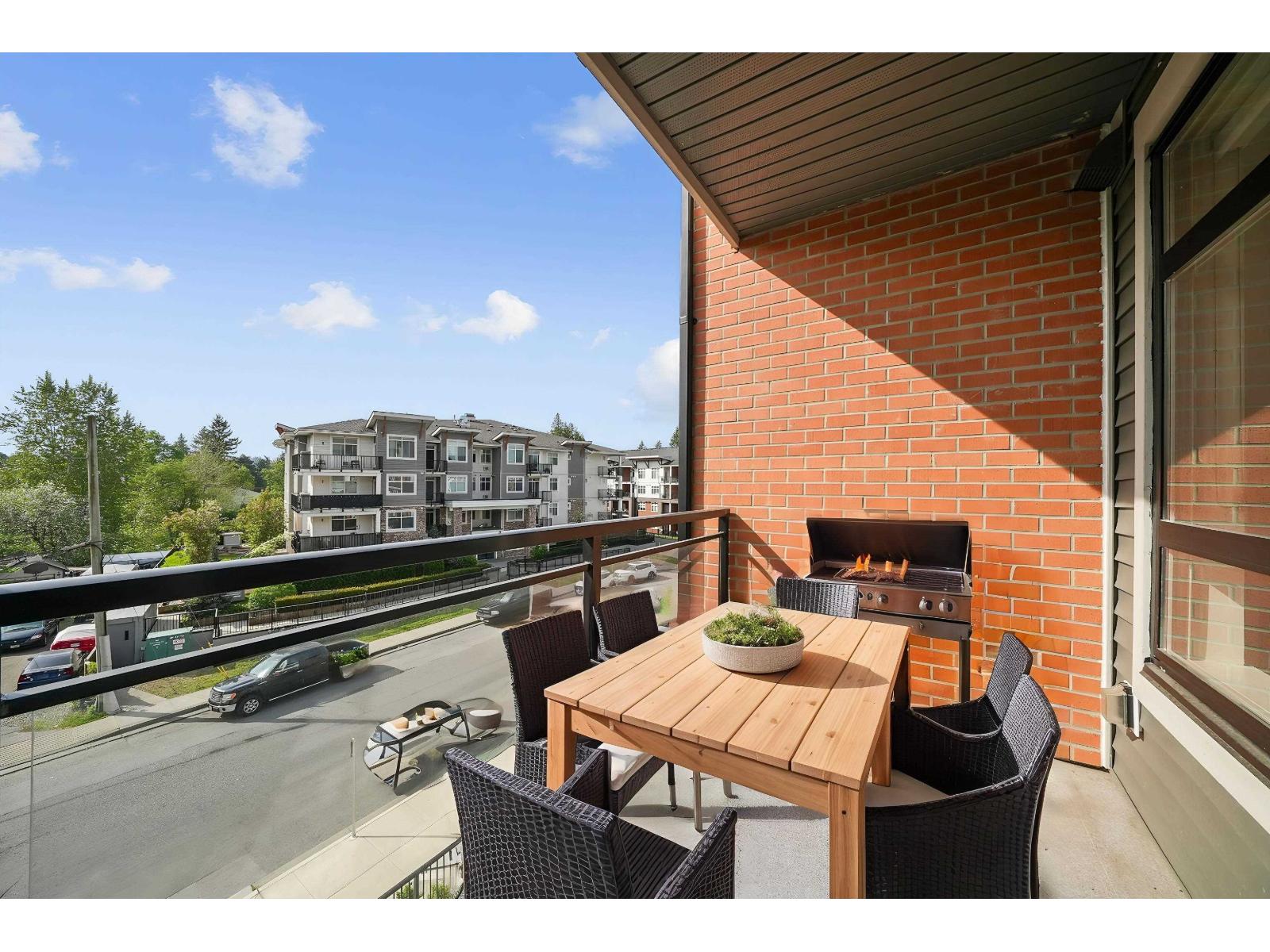 319 19945 Brydon Crescent, Langley, British Columbia  V3A 0P4 - Photo 8 - R3118735