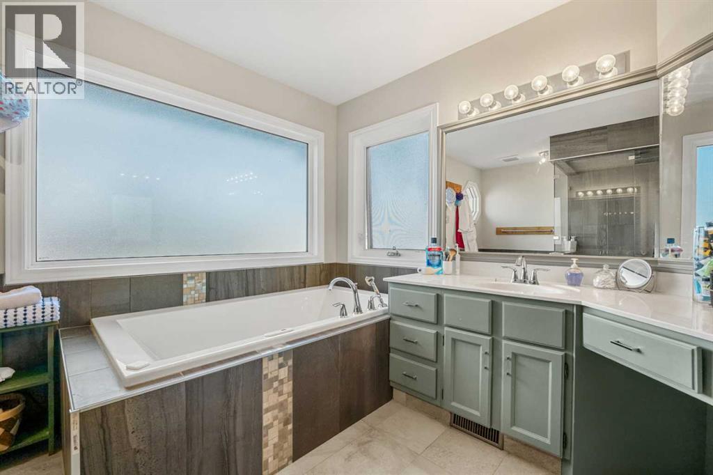 907 Shawnee Drive SW, Calgary, Alberta  T2Y 2G8 - Photo 24 - A2306364