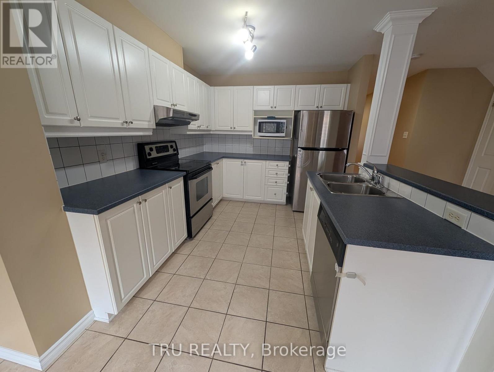 94 Hathaway Drive, Ottawa, Ontario  K2G 6S6 - Photo 10 - X13111682