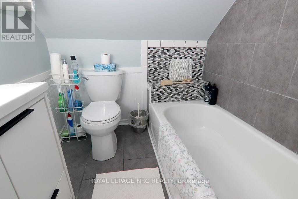 9 Phipps Street, Fort Erie, Ontario  L2A 2V1 - Photo 40 - X13111698