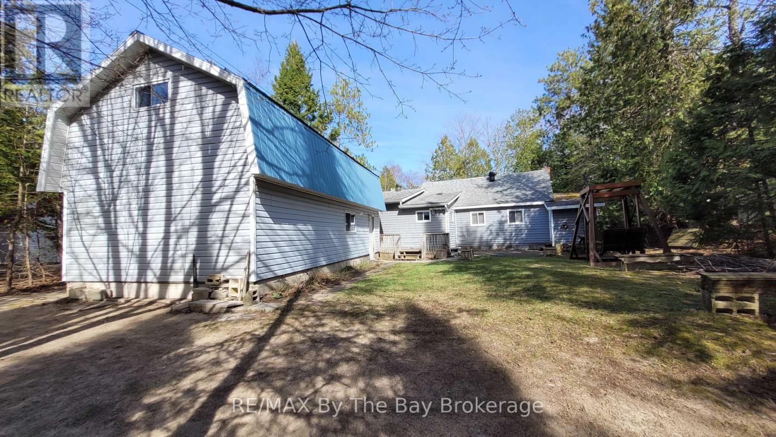 1120 King Edward Avenue, South Bruce Peninsula, Ontario  N0H 2G0 - Photo 36 - X13051386