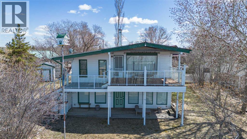44 Lakeview Avenue, White Sands, Alberta  T0C 2L0 - Photo 2 - A2309986