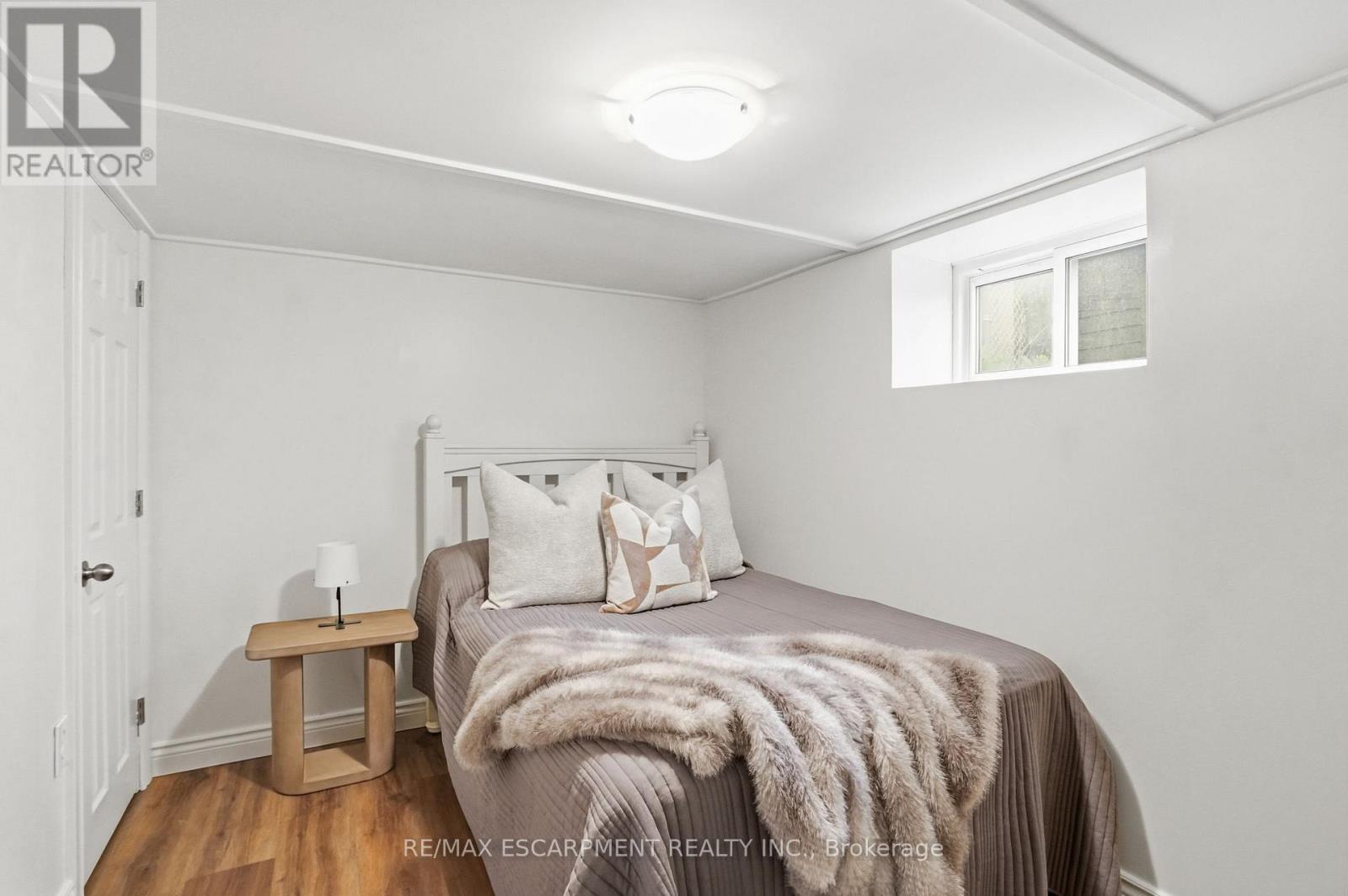 23 Mcmaster Avenue S, Hamilton, Ontario  L9H 4M6 - Photo 35 - X13111428