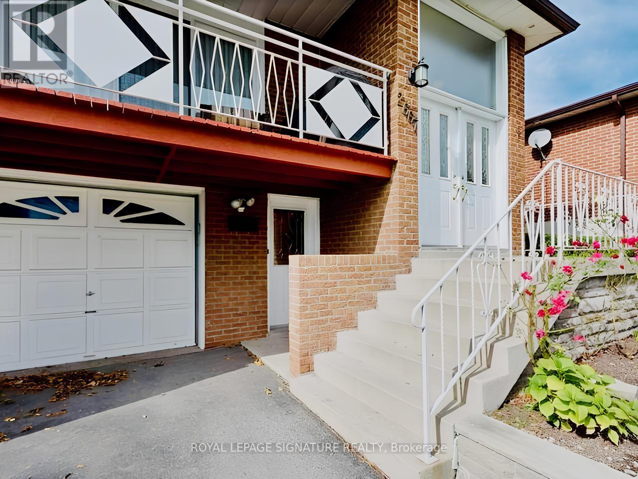 Lower - 2667 Sherhill Drive, Mississauga, Ontario  L5J 3Z2 - Photo 1 - W13111046