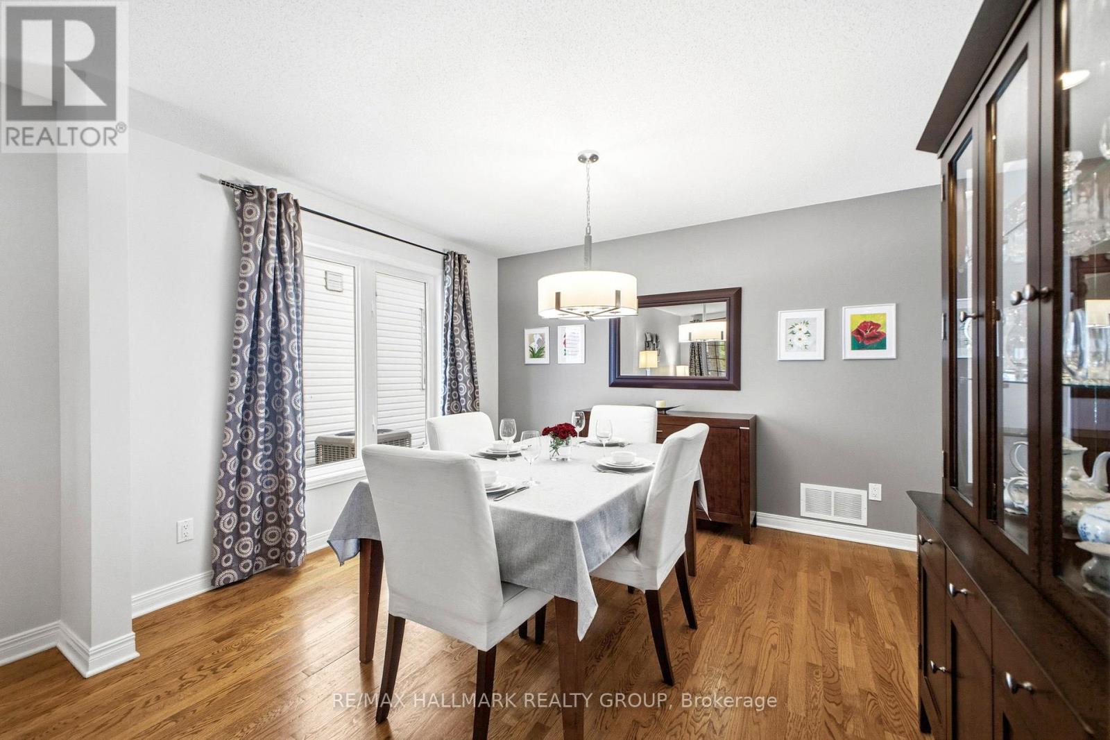92a Upney Drive, Ottawa, Ontario  K2J 5H3 - Photo 10 - X12964068
