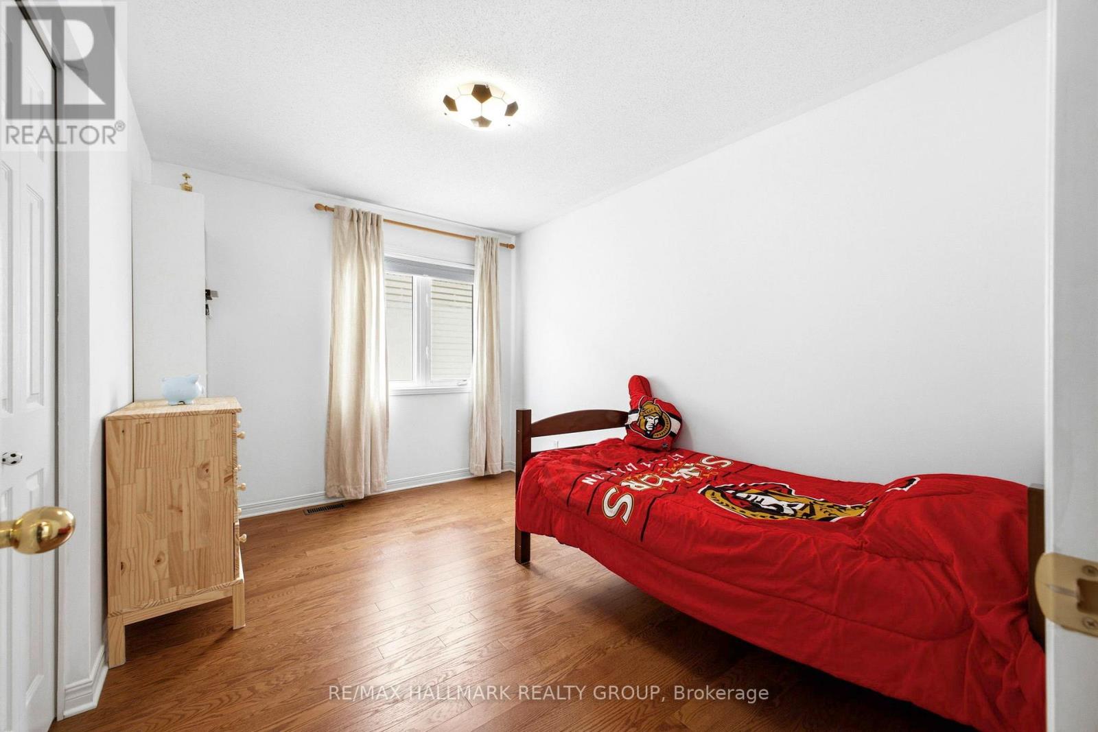 92a Upney Drive, Ottawa, Ontario  K2J 5H3 - Photo 36 - X12964068