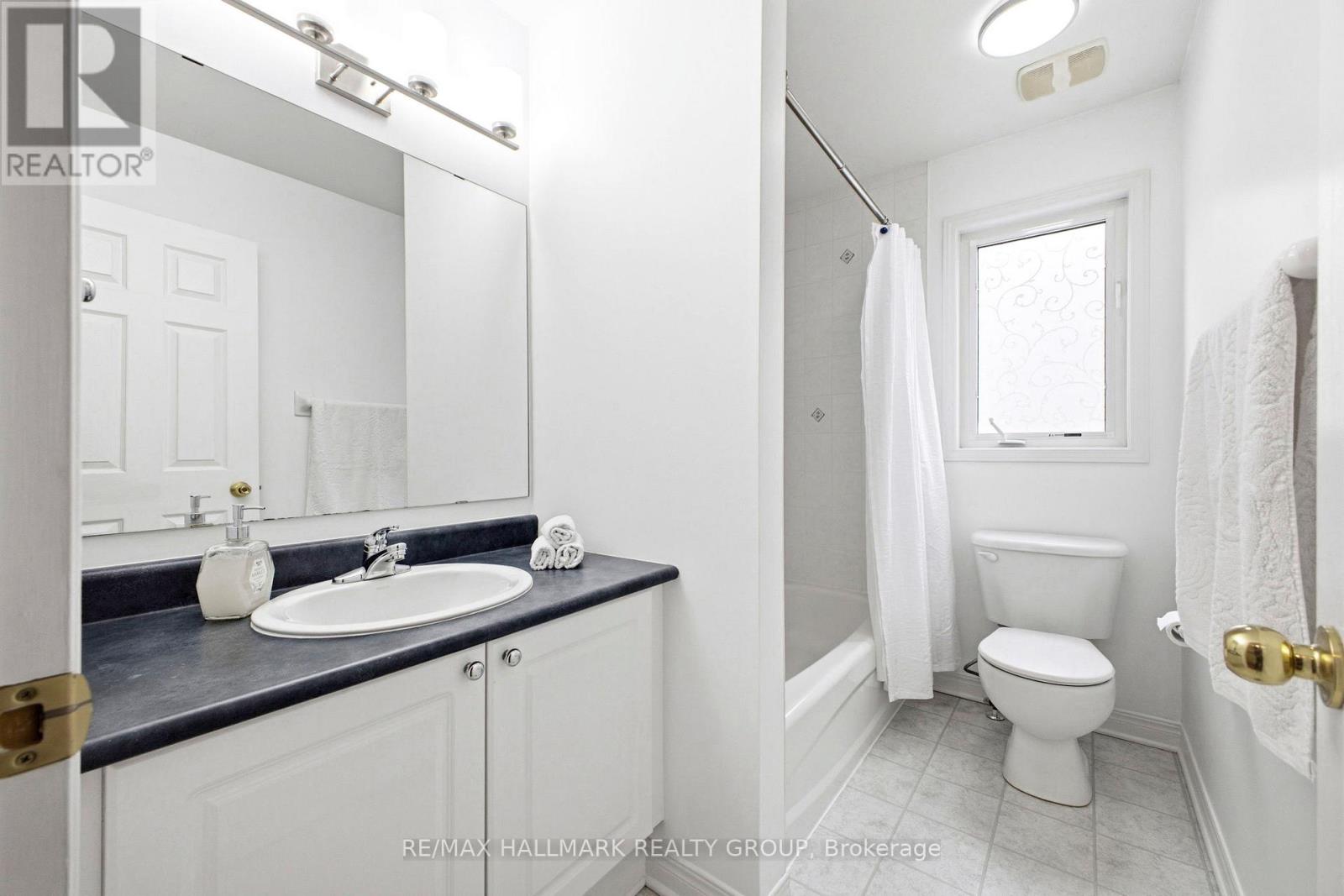 92a Upney Drive, Ottawa, Ontario  K2J 5H3 - Photo 38 - X12964068