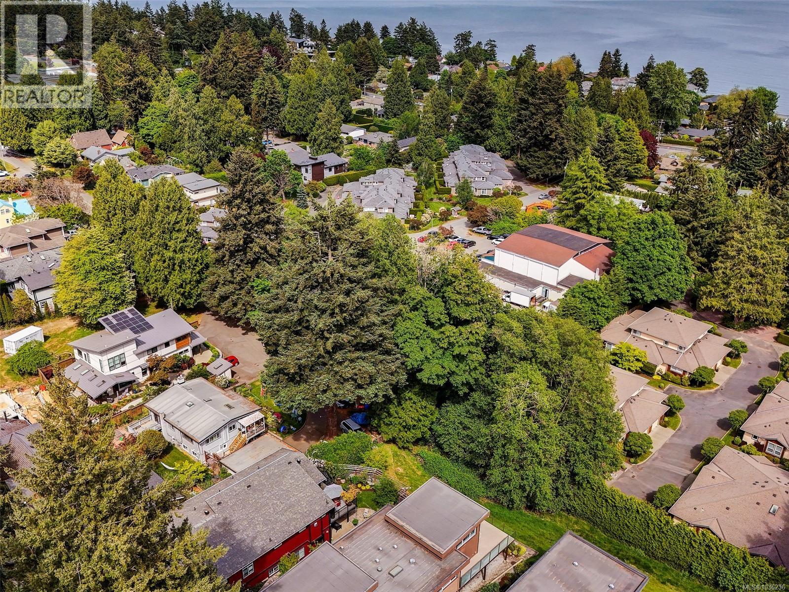5155 Lochside Dr, Saanich, British Columbia  V8Y 2G4 - Photo 41 - 1036236