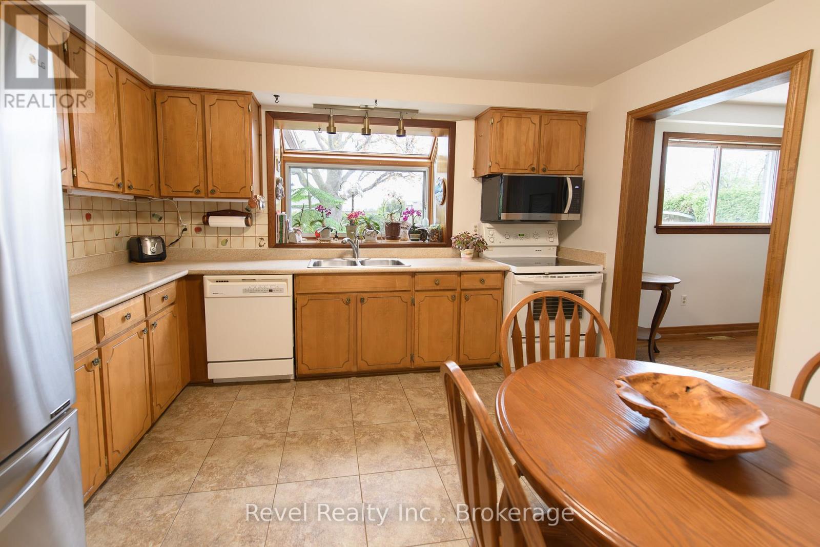 85 Shellamwood Trail, Toronto, Ontario  M1S 2M9 - Photo 10 - E13111554