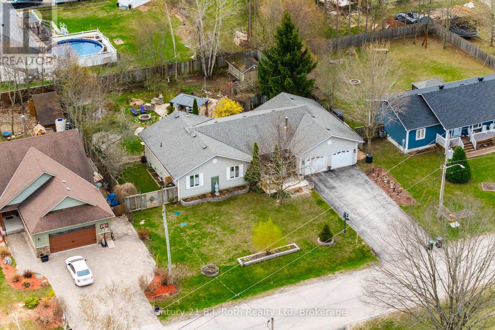 59 Withall Grove, Tiny, Ontario  L0L 2T0 - Photo 45 - S13111752