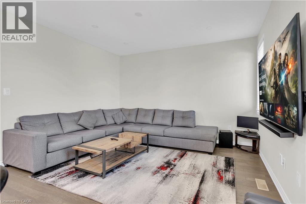 661 Doon South Drive, Kitchener, Ontario  N2P 0H5 - Photo 12 - 40828566