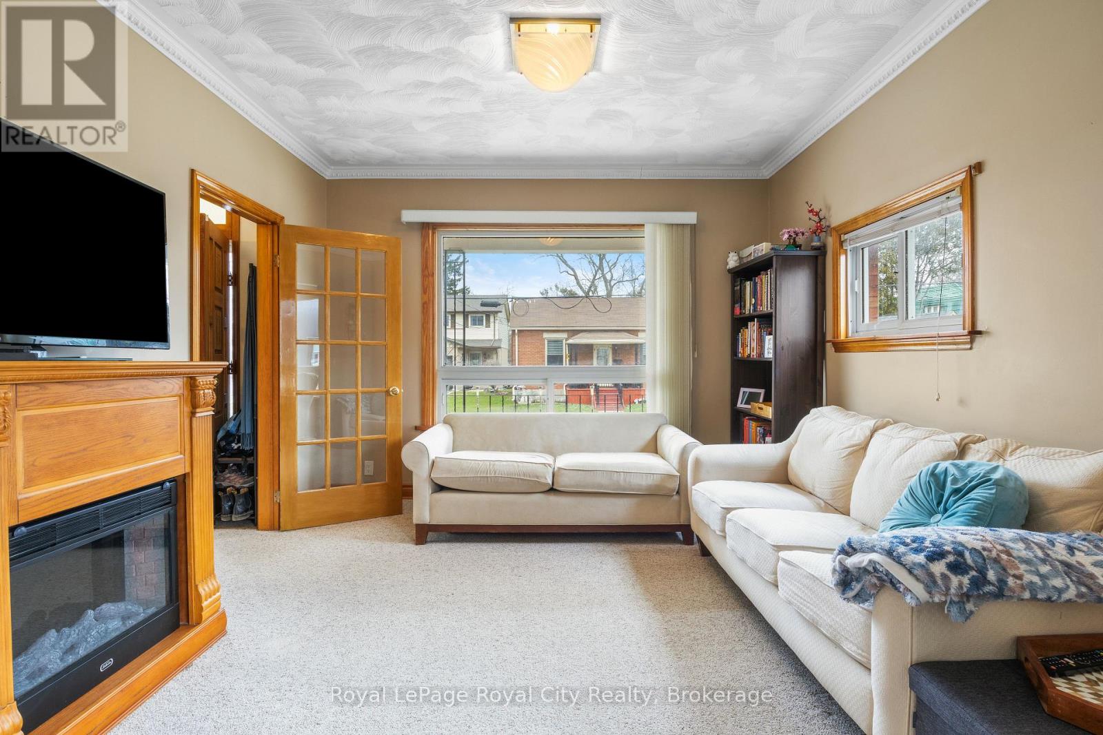 20 Crimea Street, Guelph, Ontario  N1H 2Y6 - Photo 3 - X13111710