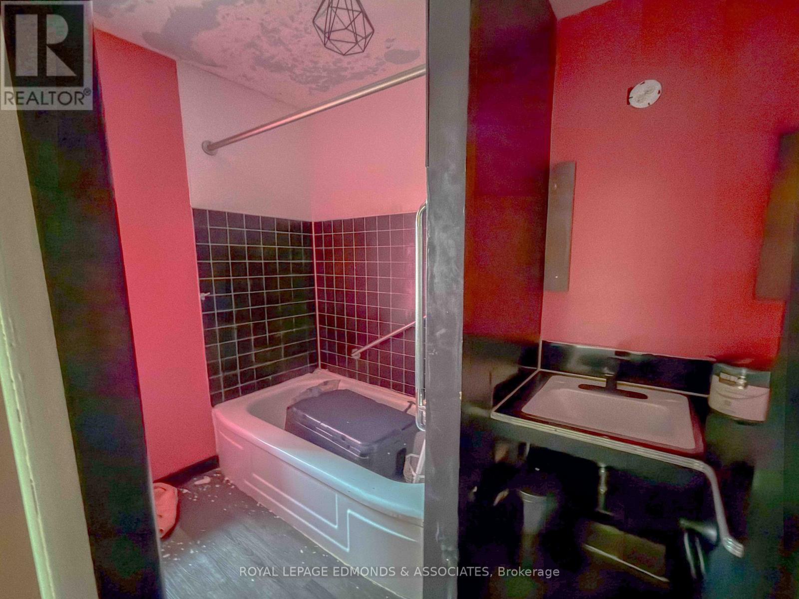 247 Victoria Street, Pembroke, Ontario  K8A 4K5 - Photo 9 - X13111492
