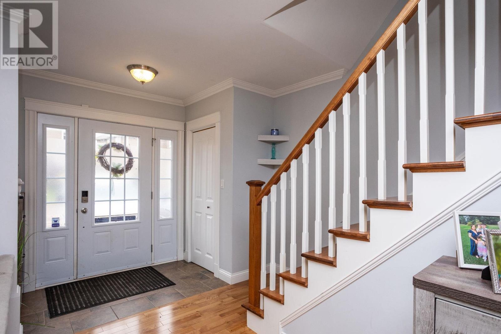 17 Cameron Heights, Stratford, Prince Edward Island  C1B 0A8 - Photo 2 - 202610441