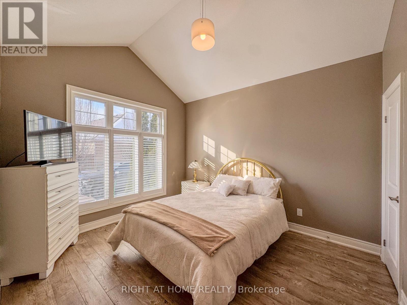3 Cedar Drive, Niagara-On-The-Lake, Ontario  L0S 1J1 - Photo 7 - X12808218