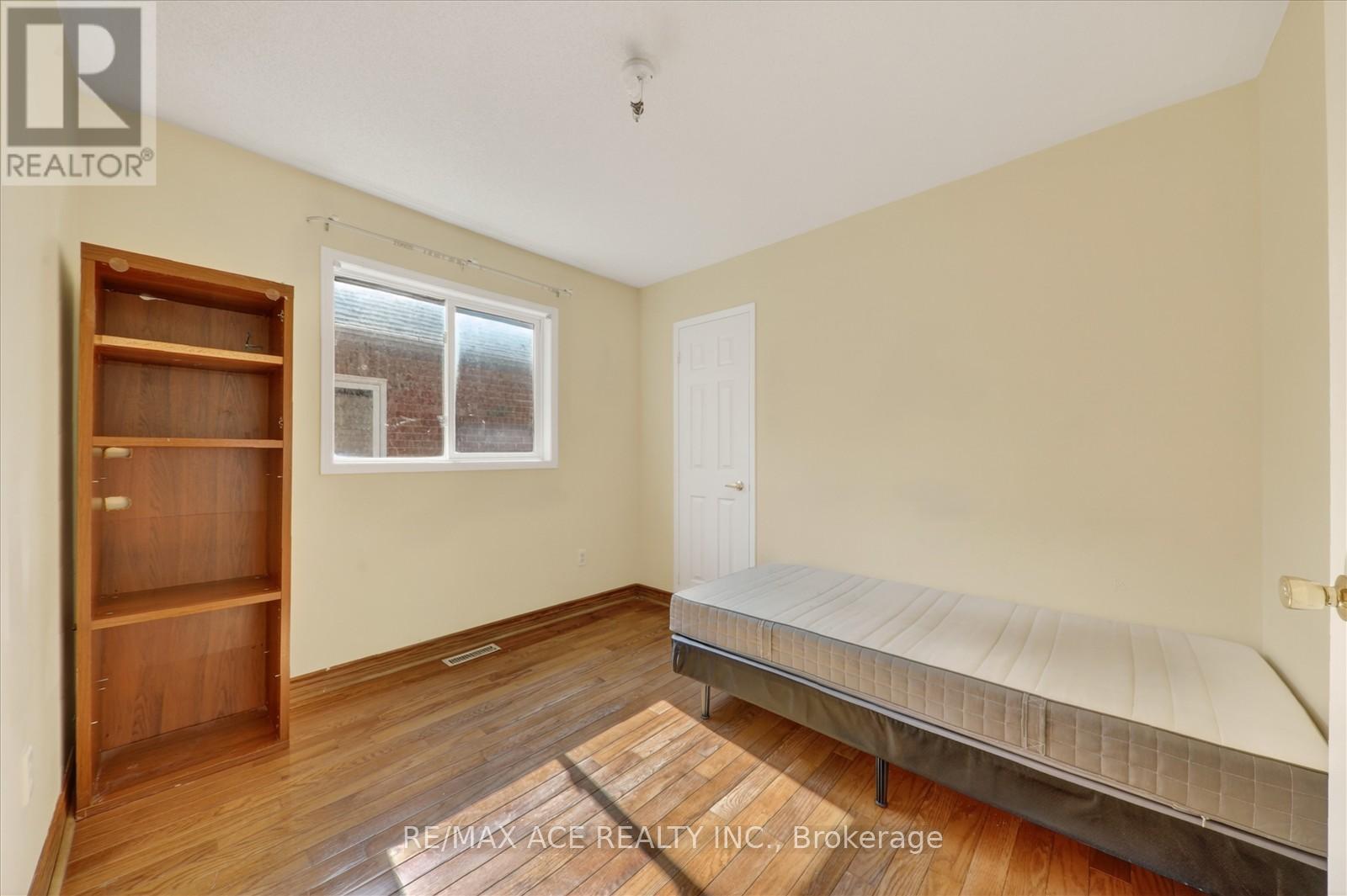 Main - 110 Blue Willow Drive, Vaughan, Ontario  L4L 9E9 - Photo 26 - N12828128