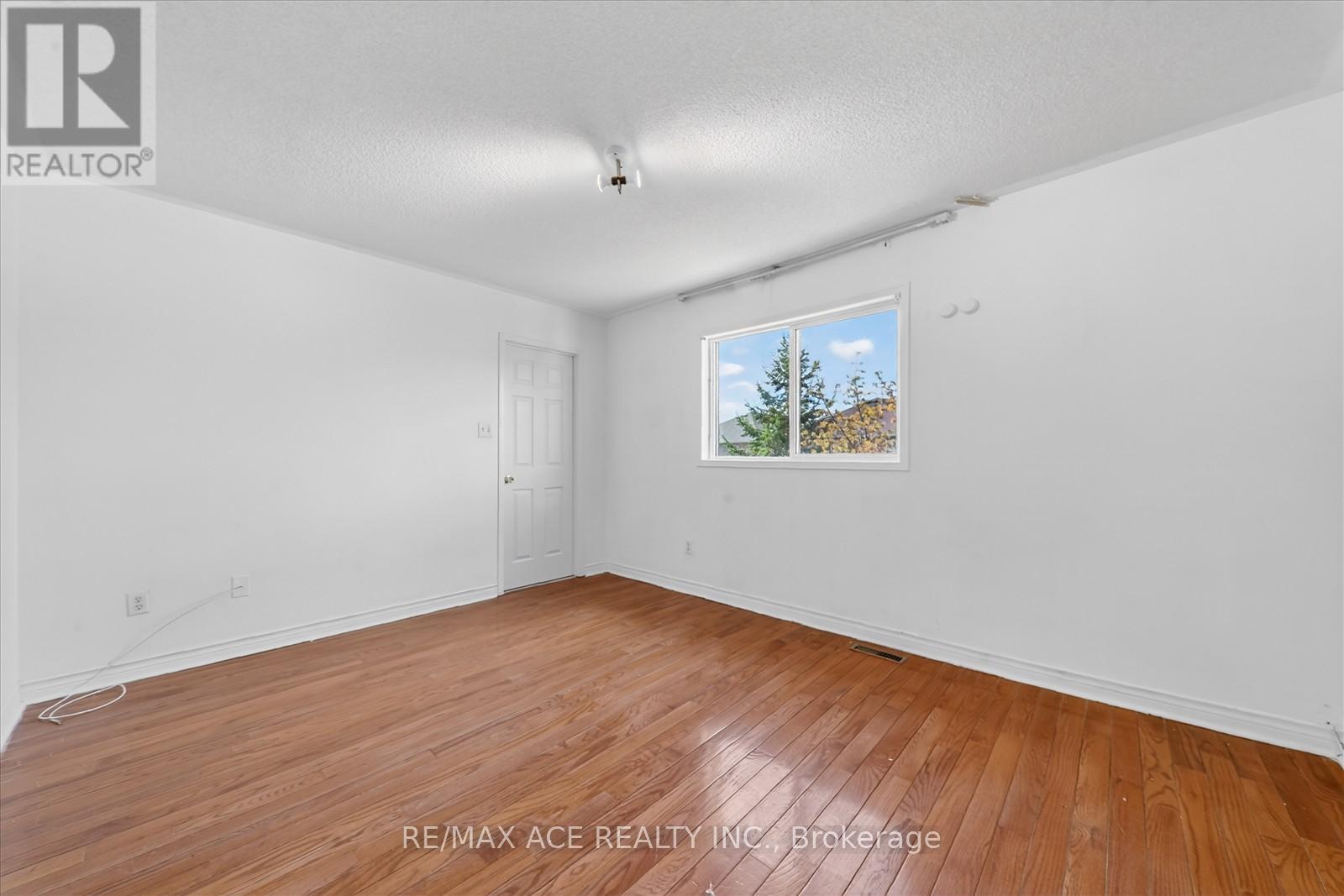 Main - 110 Blue Willow Drive, Vaughan, Ontario  L4L 9E9 - Photo 25 - N12828128