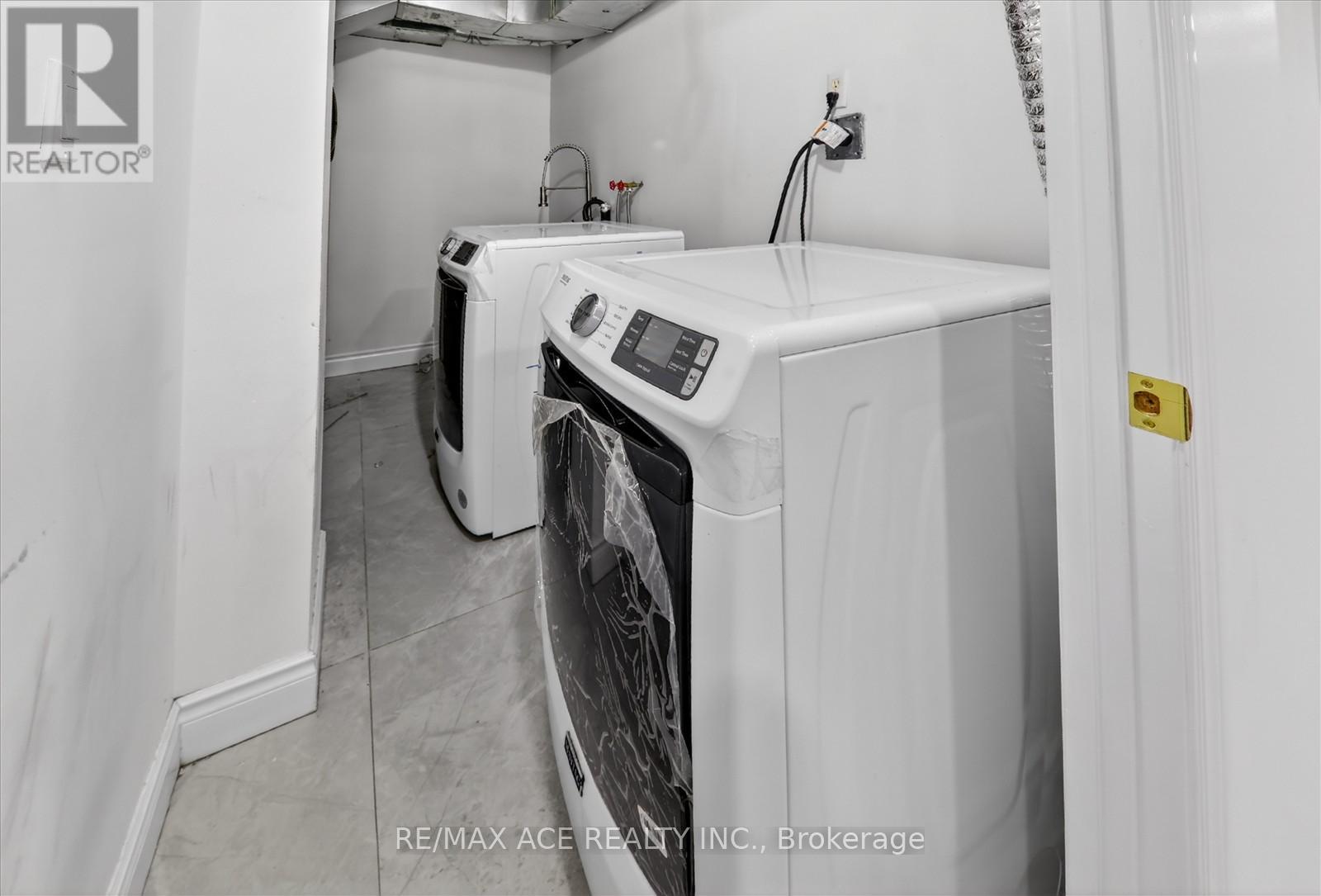 Main - 110 Blue Willow Drive, Vaughan, Ontario  L4L 9E9 - Photo 30 - N12828128