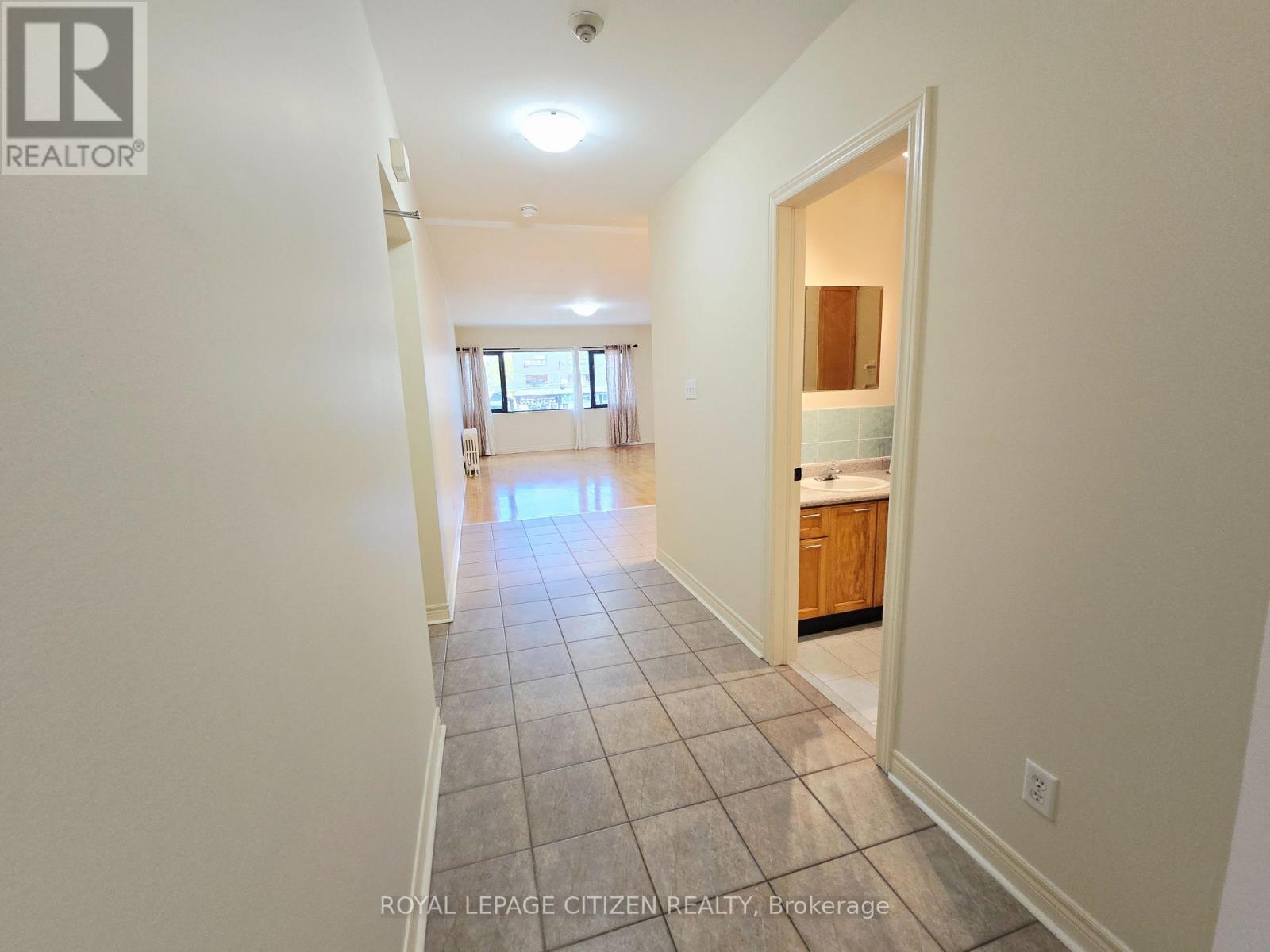 Apt 2 - 5317 Highway 7, Vaughan, Ontario  L4L 1T4 - Photo 7 - N13022962