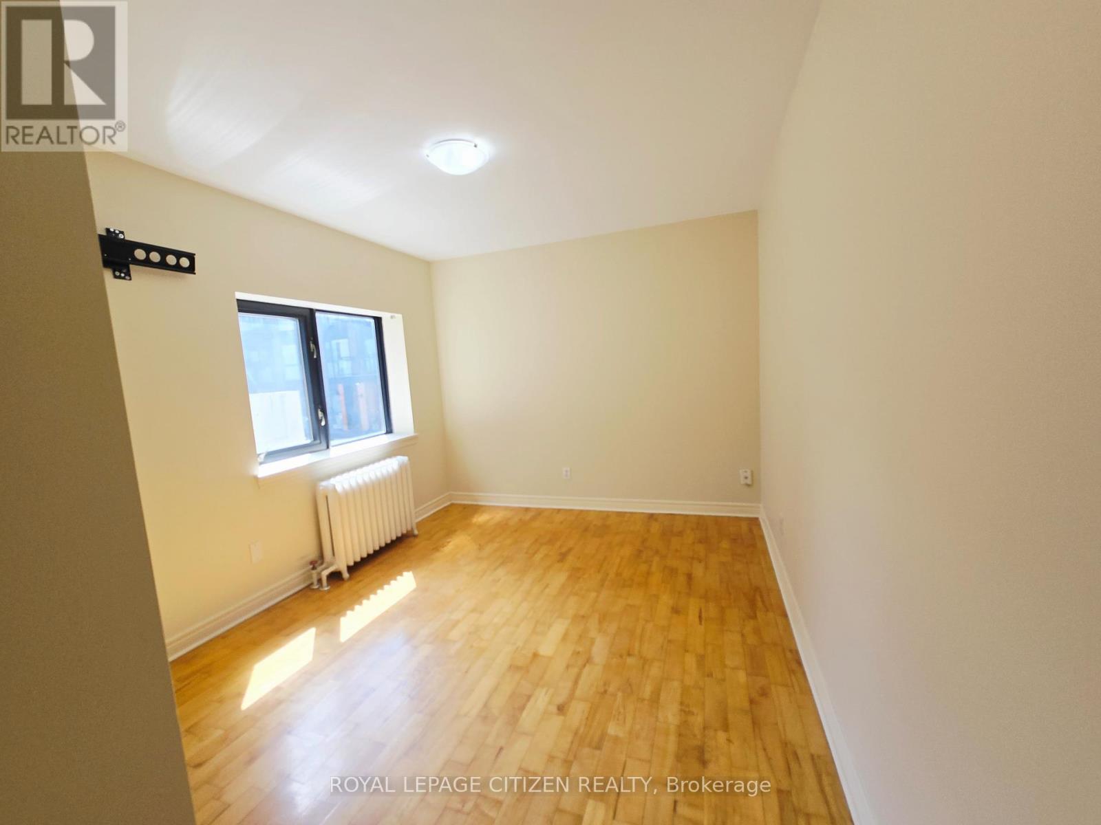 Apt 2 - 5317 Highway 7, Vaughan, Ontario  L4L 1T4 - Photo 8 - N13022962