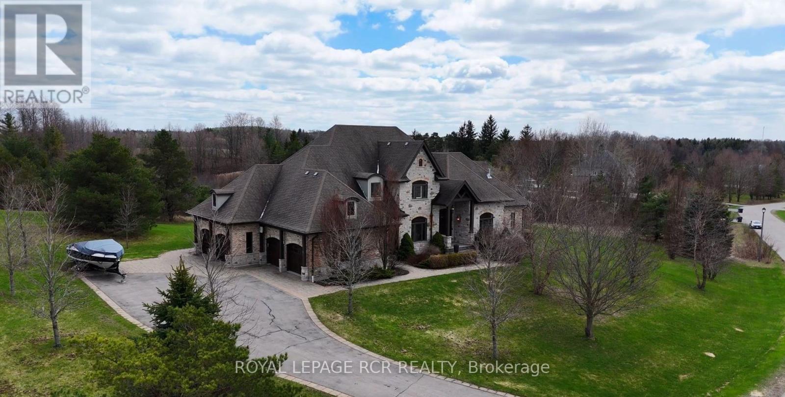 7 Proctor Avenue, Caledon, Ontario  L7E 4E7 - Photo 2 - W13057572