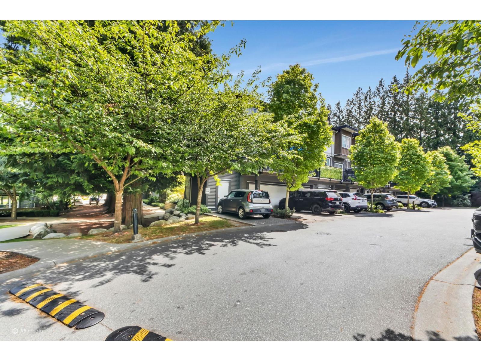 115 5888 144 Street, Surrey, British Columbia  V3Z 0G8 - Photo 2 - R3119291