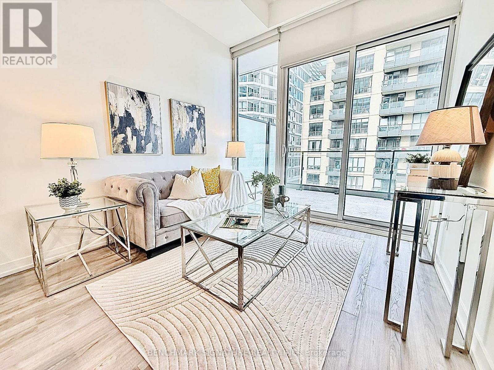 911 - 77 Shuter Street, Toronto, Ontario  M5B 0B8 - Photo 4 - C13111498