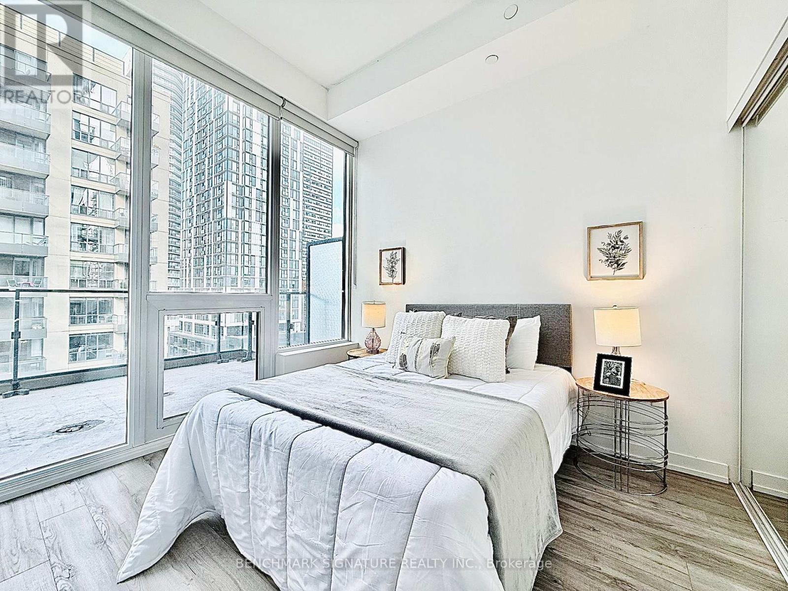 911 - 77 Shuter Street, Toronto, Ontario  M5B 0B8 - Photo 6 - C13111498