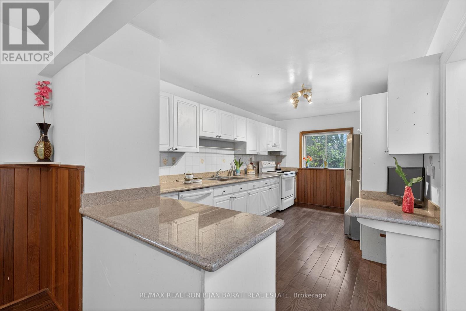 309 Hillcrest Avenue, Toronto, Ontario  M2N 3P5 - Photo 12 - C13111510