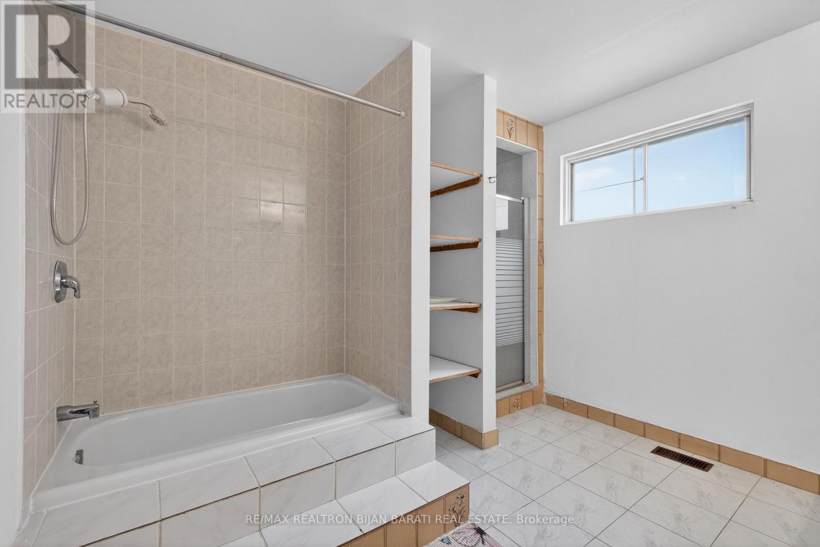 309 Hillcrest Avenue, Toronto, Ontario  M2N 3P5 - Photo 36 - C13111510