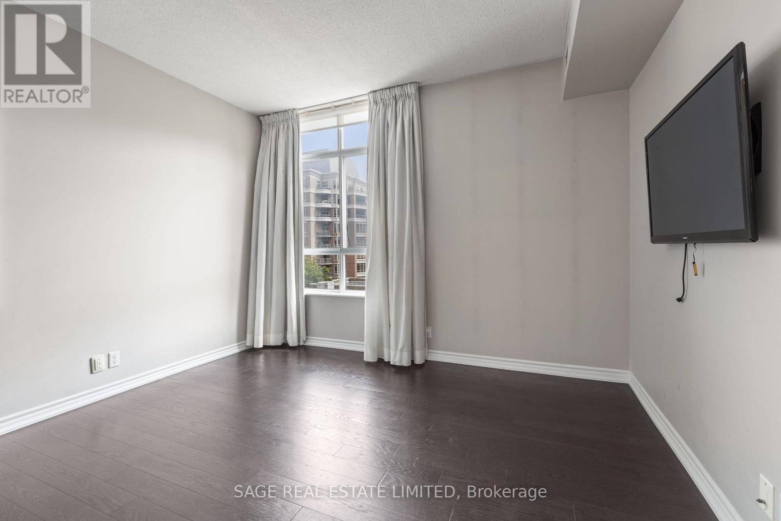 803 - 1 Dear Park Crescent, Toronto, Ontario  M4V 3C4 - Photo 31 - C13111518