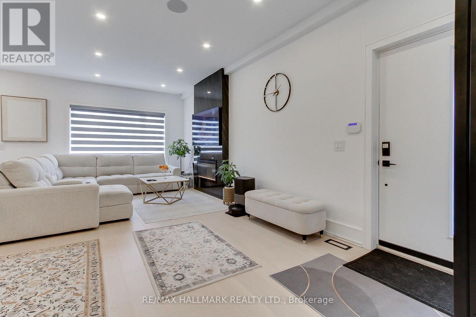 185 Acton Avenue, Toronto, Ontario  M3H 4H6 - Photo 18 - C13111544