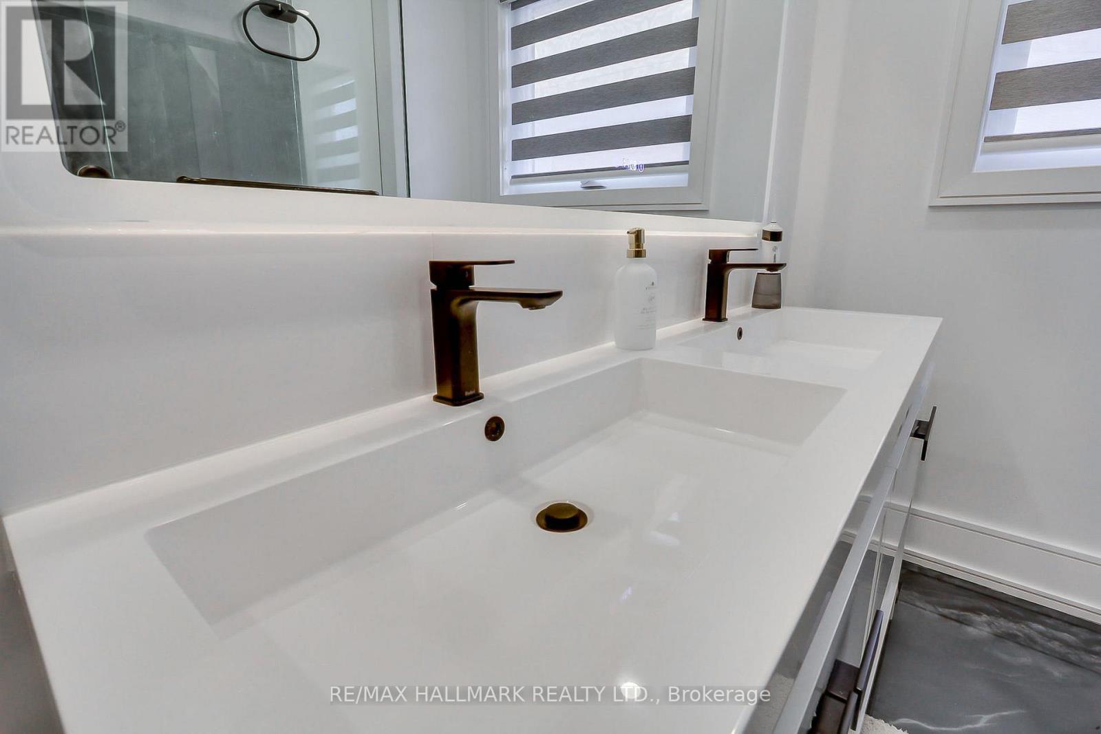 185 Acton Avenue, Toronto, Ontario  M3H 4H6 - Photo 29 - C13111544