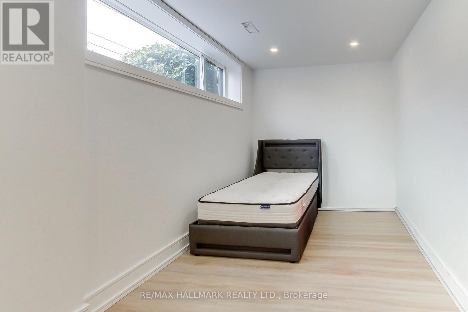 185 Acton Avenue, Toronto, Ontario  M3H 4H6 - Photo 34 - C13111544
