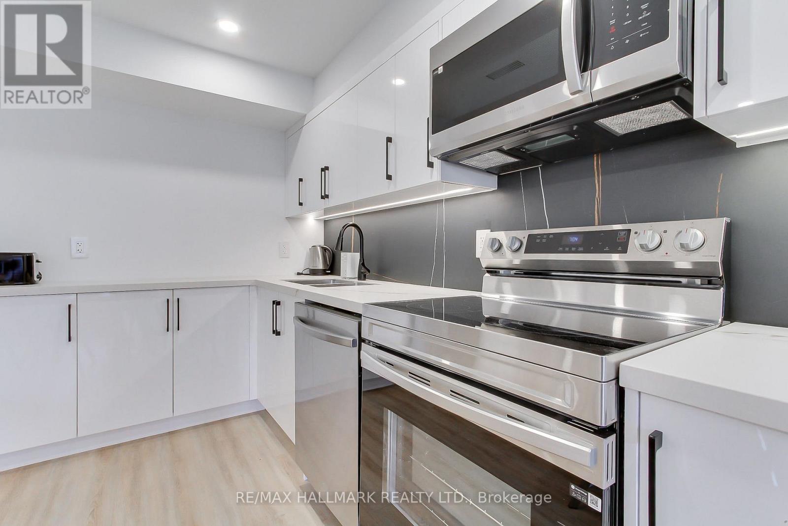 185 Acton Avenue, Toronto, Ontario  M3H 4H6 - Photo 37 - C13111544