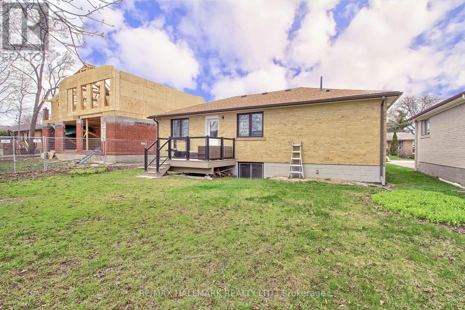 185 Acton Avenue, Toronto, Ontario  M3H 4H6 - Photo 48 - C13111544