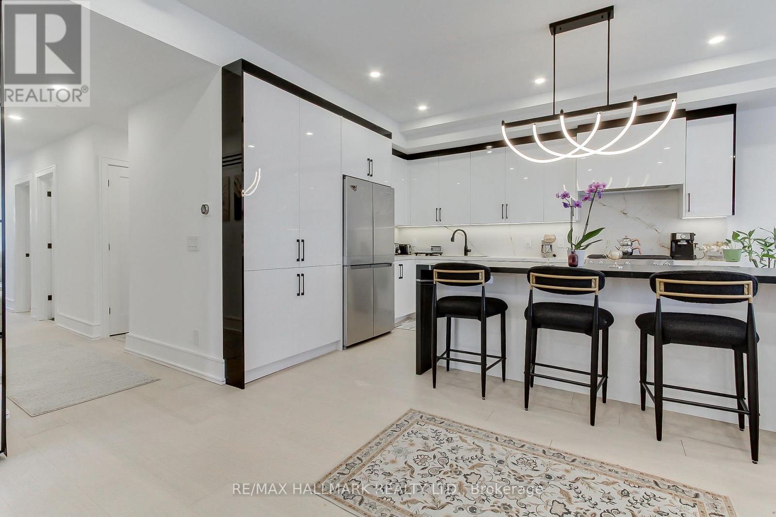 185 Acton Avenue, Toronto, Ontario  M3H 4H6 - Photo 9 - C13111544