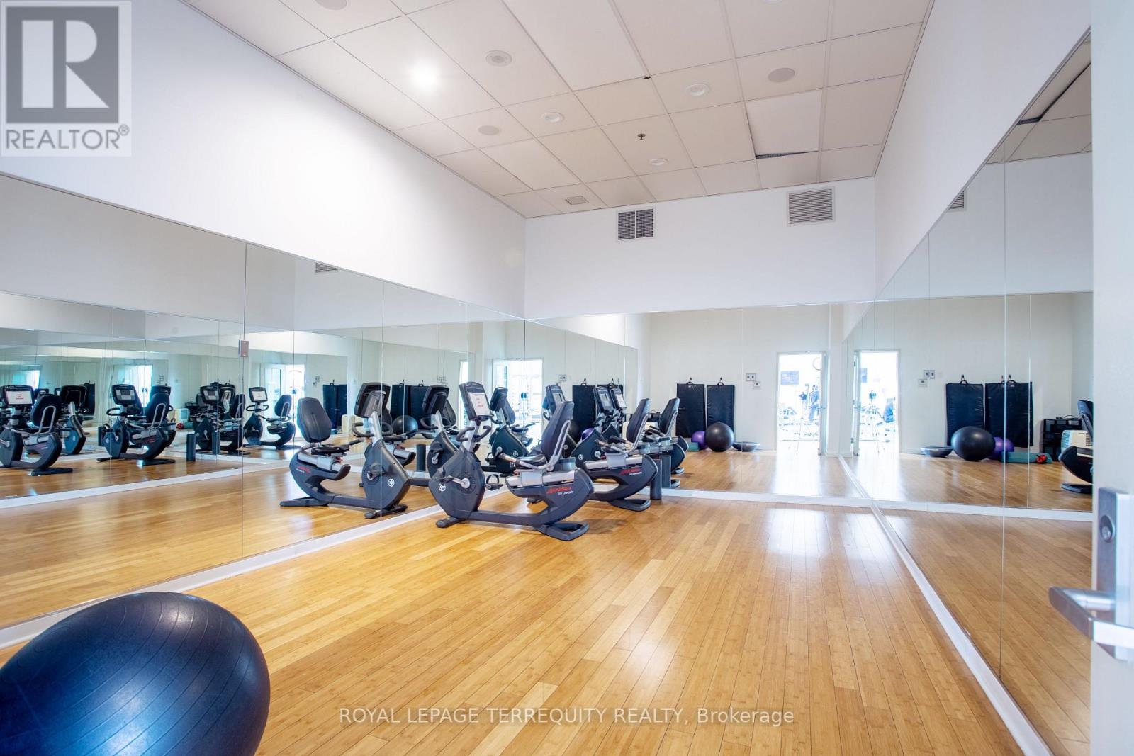 221 - 19 Singer Court, Toronto, Ontario  M2K 0B2 - Photo 35 - C13111594