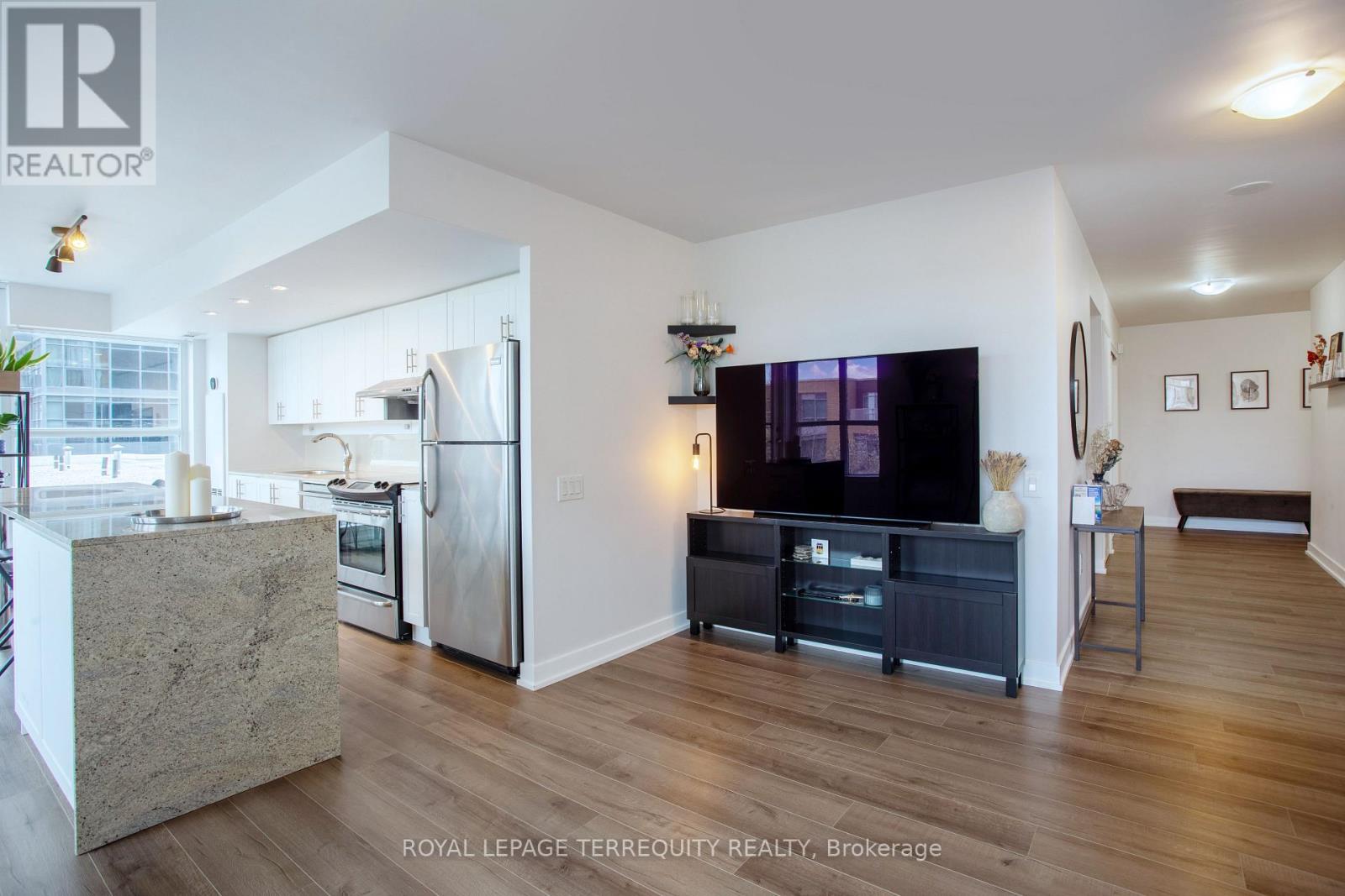 221 - 19 Singer Court, Toronto, Ontario  M2K 0B2 - Photo 6 - C13111594