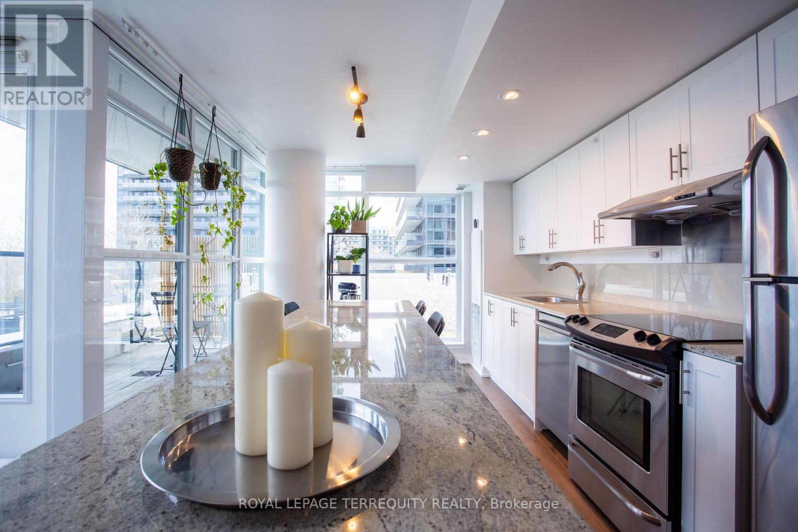 221 - 19 Singer Court, Toronto, Ontario  M2K 0B2 - Photo 7 - C13111594